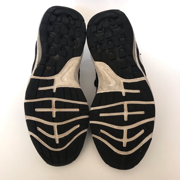 Nike Air Max Dynasty Running Shoes - Picture 5 of 8